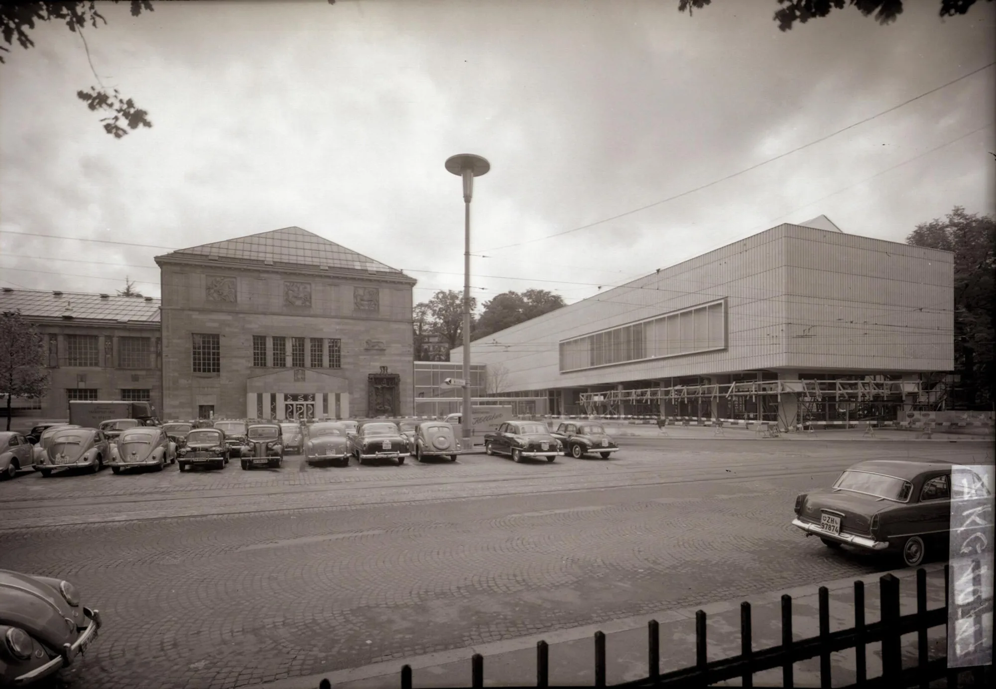 07 Das Kunsthaus Zürich mit dem Erweiterungsbau der Gebrüder Pfister 1959 hd